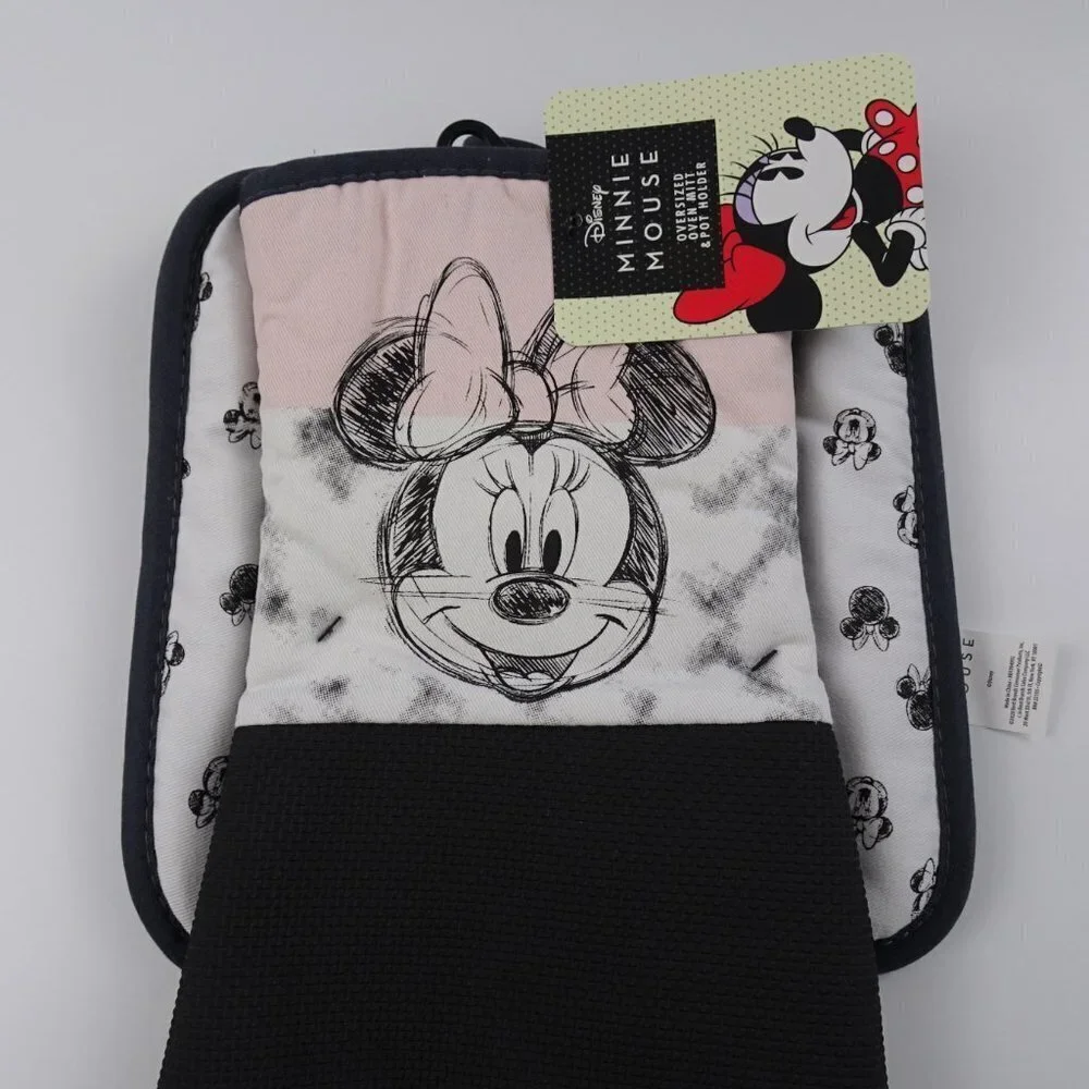 NWT Disney Minnie Mouse Oven Mitt & Potholder Set
